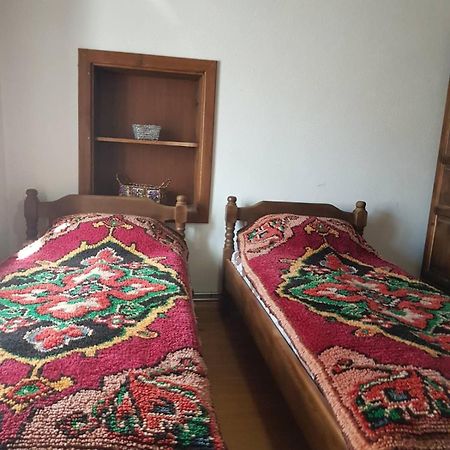 Тодорината Къща Hotel Leshten ภายนอก รูปภาพ