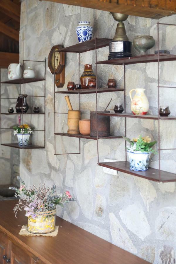 Тодорината Къща Hotel Leshten ภายนอก รูปภาพ